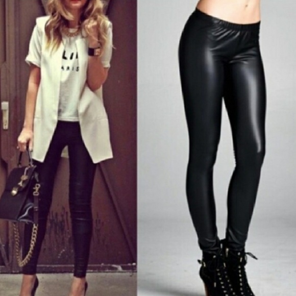 💕 Faux leather leggings 💕 - Picture 6 of 6